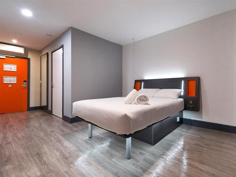 Easyhotel Milton Keynes Esterno foto